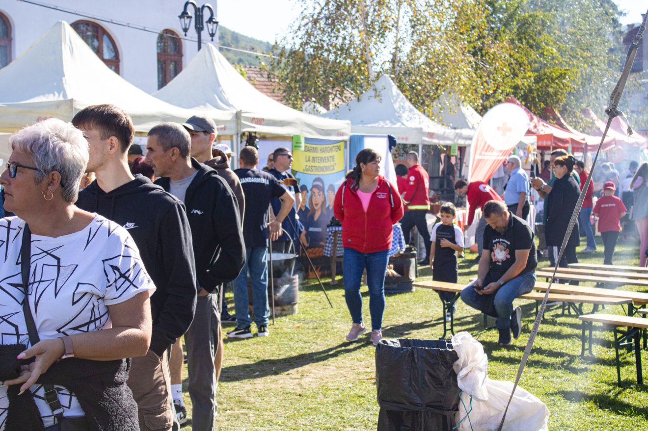 Eközben a főzőversenyen •  Fotó: Rádió GaGa