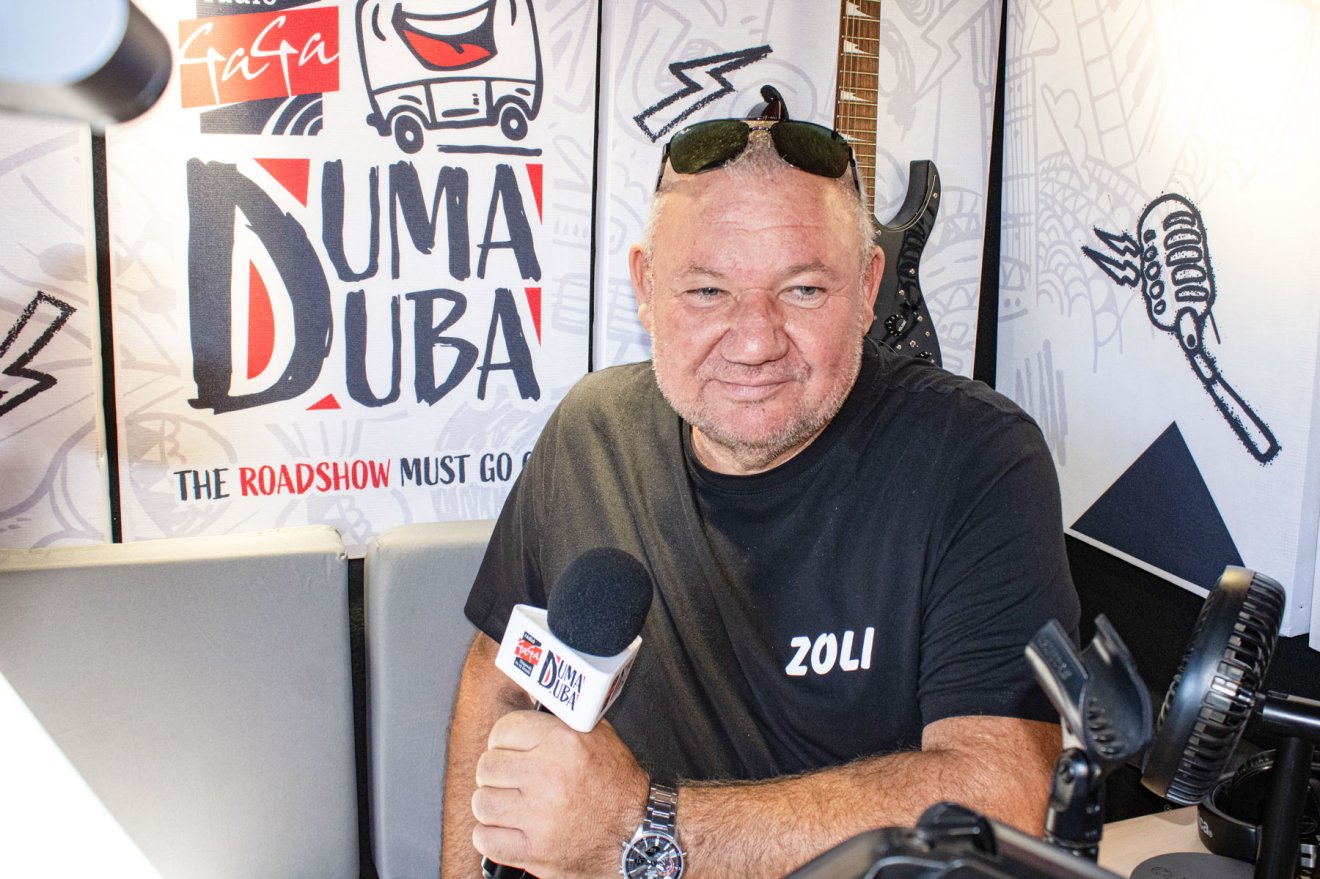 A Dombóvári Kukták vezetője, Kleisz Zoltán és csapata messziről érkezett Parajdra, de elmondása szerint megérte •  Fotó: Rádió GaGa