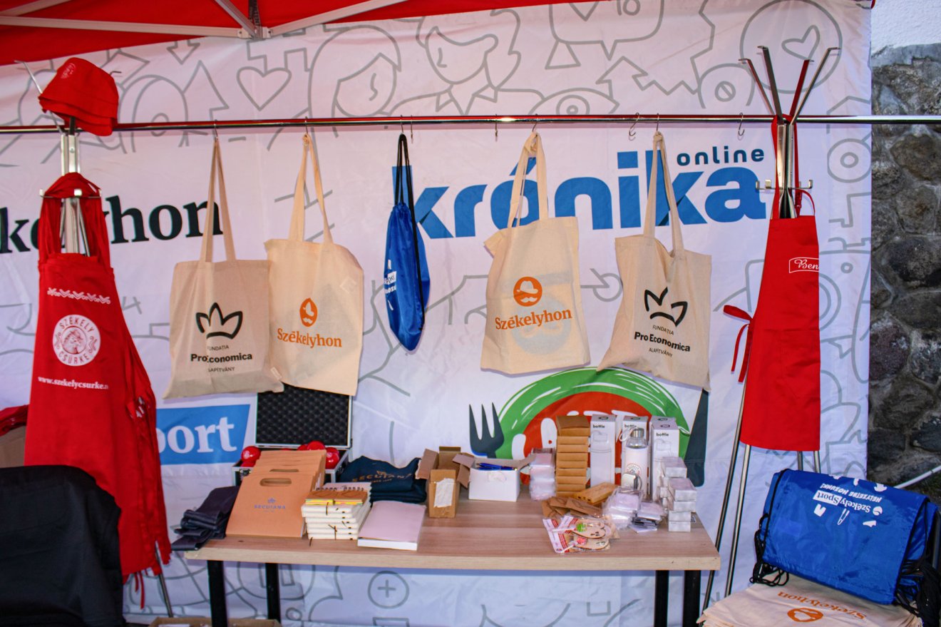 Megannyi nyeremény várta most is az érdeklődőket •  Fotó: Rádió GaGa