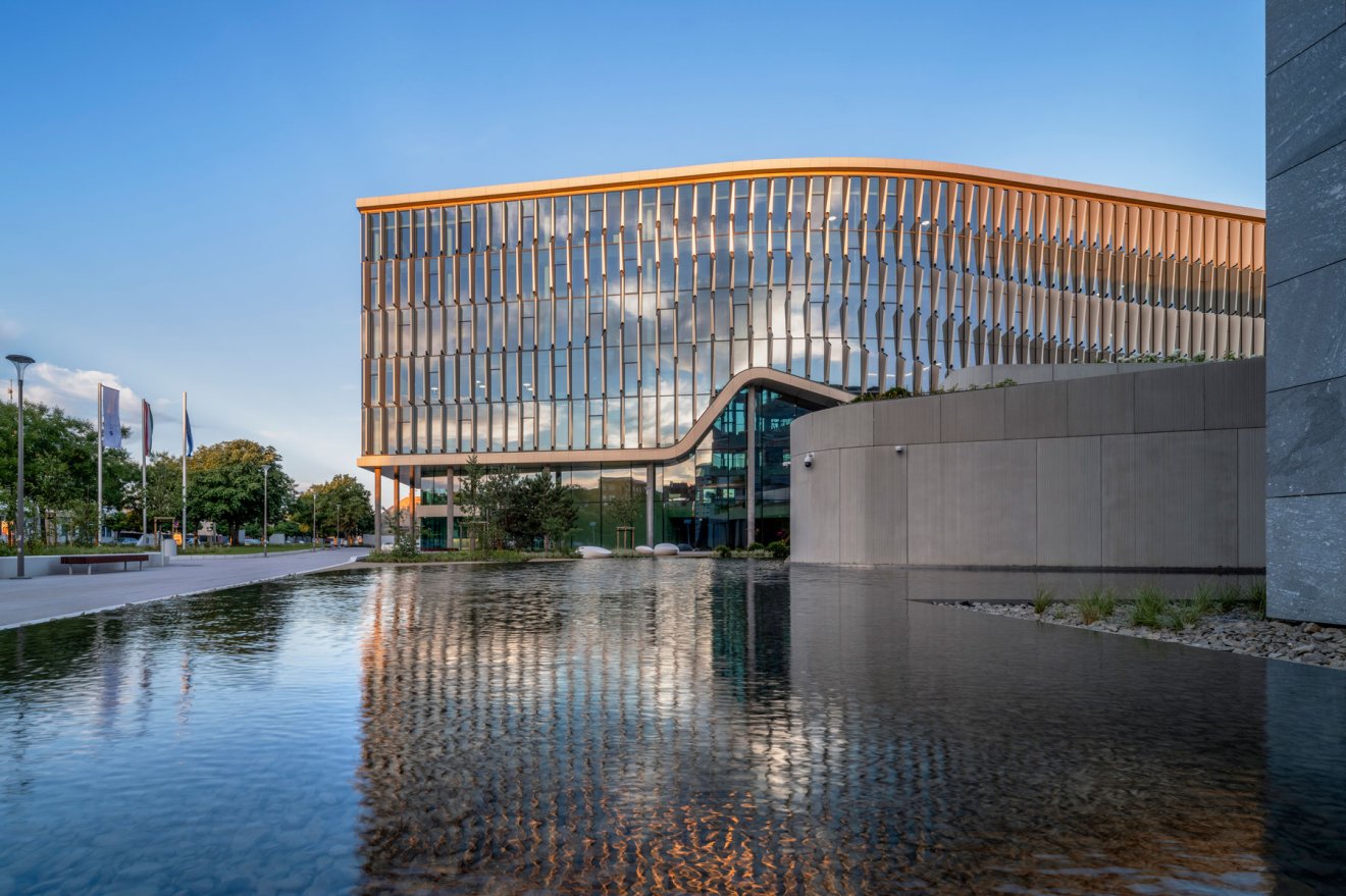 •  Fotó: Gedeon Richter