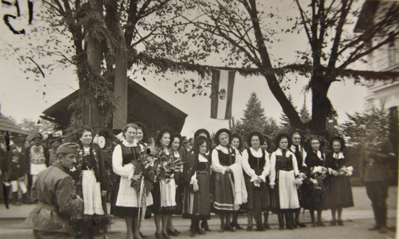 Várakozás Csíkszeredában