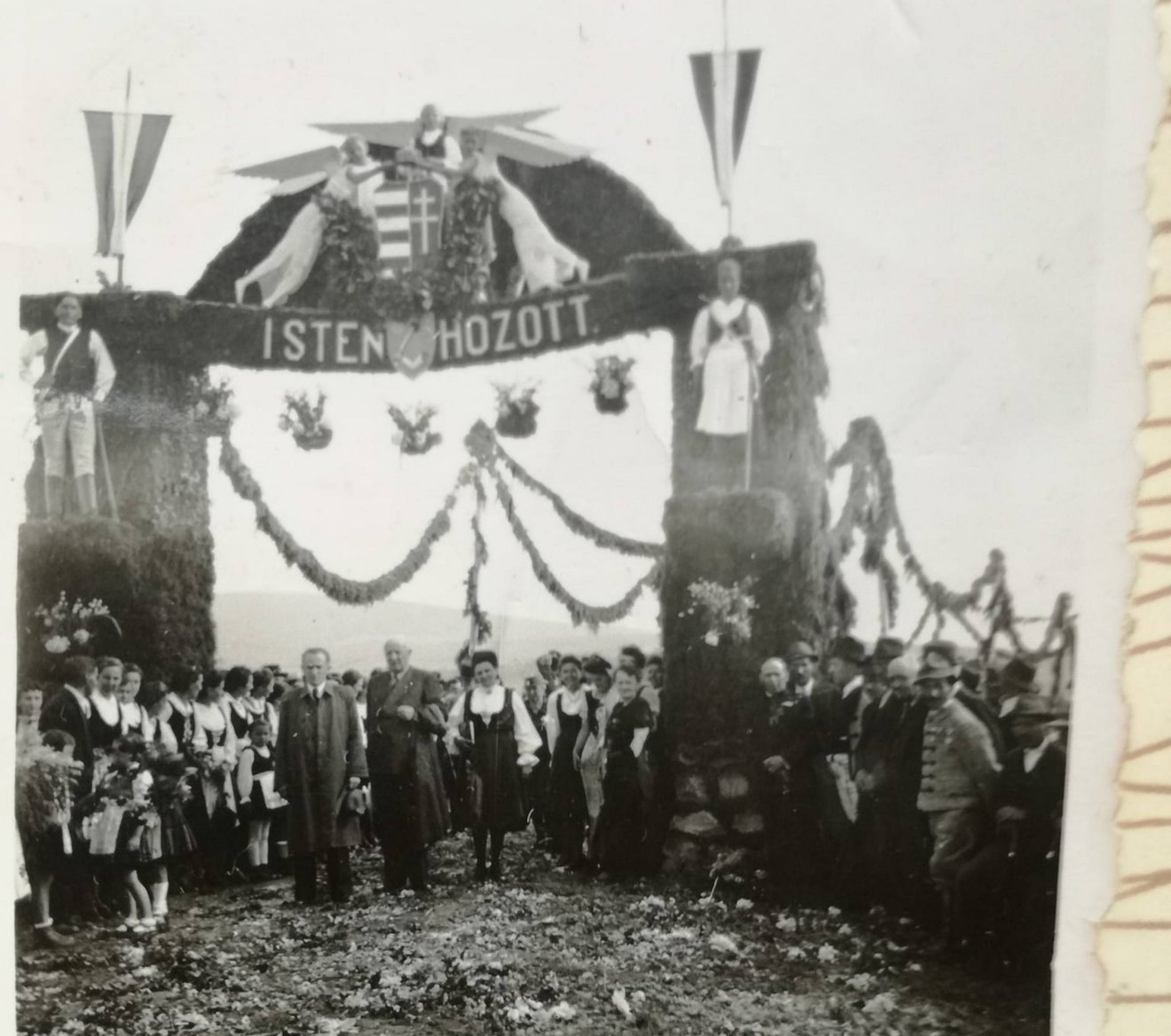 A felszabadítókra várva „Olasztelek és Barót között”