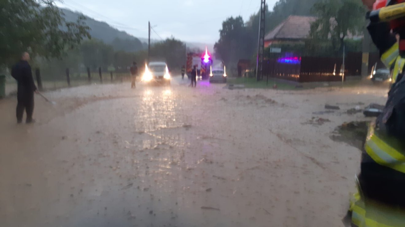 •  Fotó: Maros megyei tűzoltóság
