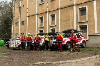 Eltűnt személyeket kerestek a hegyimentő kutyák