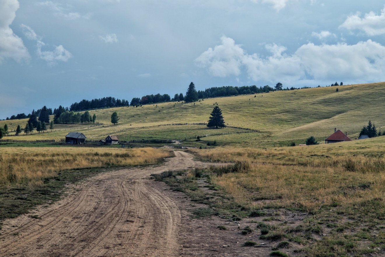 A Csángótelep szürkületben