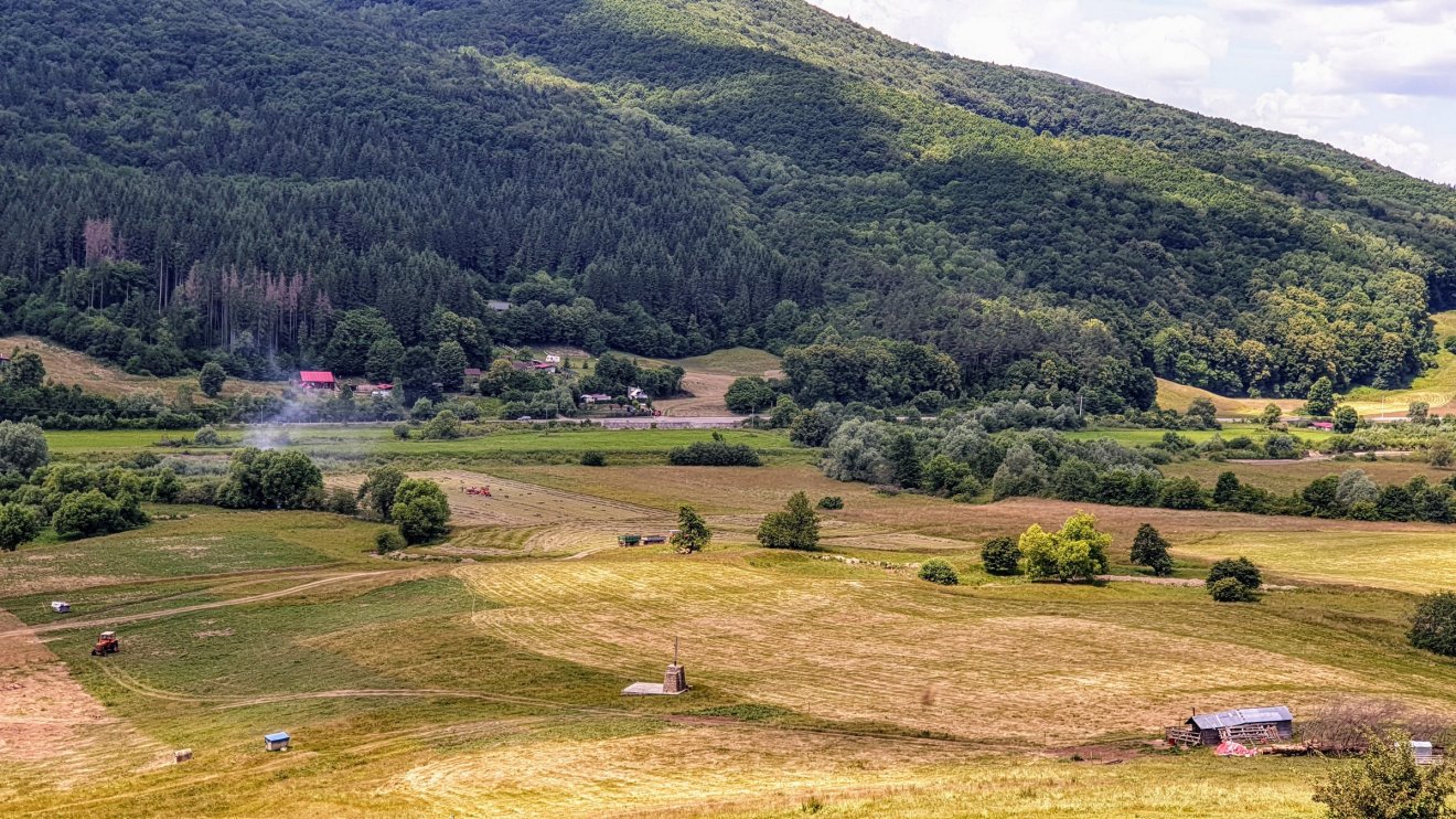 A hajdani Szentjános helye. Itt pihentek meg a Csíksomlyóról hazafele tartó zarándokok