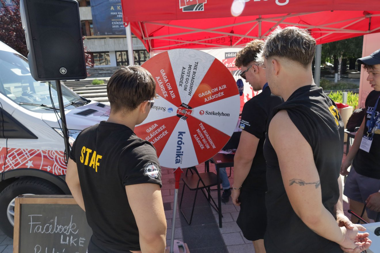 Igen népszerű volt Csíkszeredában is a szerencsekerekünk •  Fotó: Fülöp-Sala Balázs