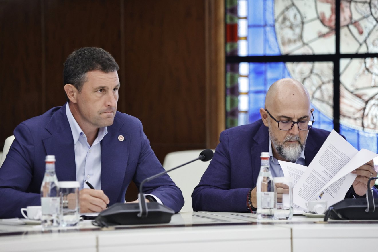 Tánczos Barna kormányfőhelyettes és Kelemen Hunor RMDSZ-elnök •  Fotó: gov.ro
