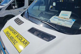 Nem tudta fizetni adósságait egy önkormányzat, a végrehajtó még az iskolabuszt is lefoglalta