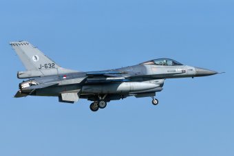 Újabb F–16-os vadászgép érkezett Romániába