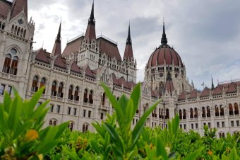 Akár Magyarországon is tarthatják a Putyin és Zelenszkij közötti találkozót