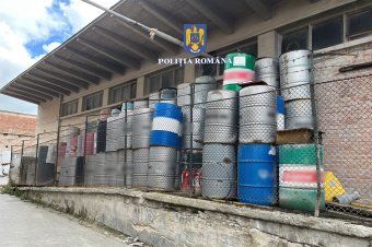 Veszélyes anyagokat és több tonnányi hulladékot foglaltak le Maros megyében