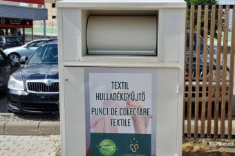Textilhulladék-gyűjtőket helyeztek ki Csíkszeredában