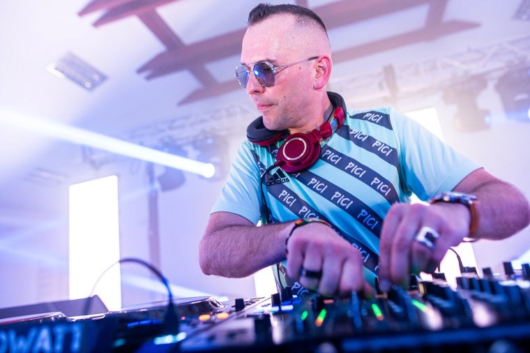 DJ Pici, Erdély legismertebb lemezlovasa a Double Rise-ról indult – 10 éve minden fesztiválon jelen van