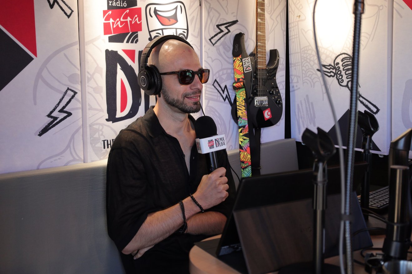 Őt követte Koósz Milán mainstream DJ és tartalomgyártó •  Fotó: Fülöp-Sala Balázs