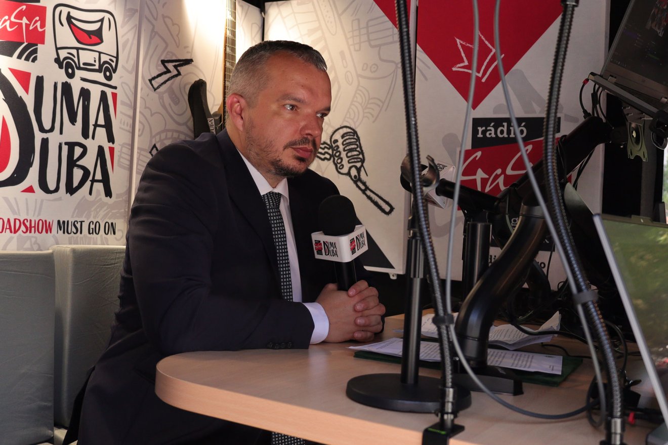 A kétnapos kitelepülés első vendége, Szakács-Paál István székelyudvarhelyi polgármester •  Fotó: Fülöp Sala Balázs