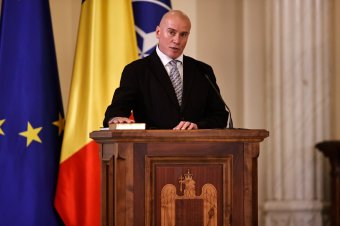 Átvette kulturális miniszteri mandátumát Demeter András