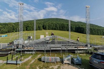 Mozgáskorlátozottaknak segítenek a Bagossy-koncertre való eljutásban