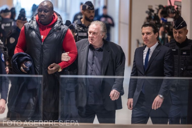 Szexuális zaklatás vádjával másfél év felfüggesztett börtönbüntetésre ítélték Gérard Depardieu-t