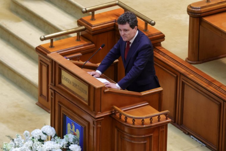 Letette az államfői esküt Nicușor Dan, mostantól hivatalosan is ő Románia elnöke