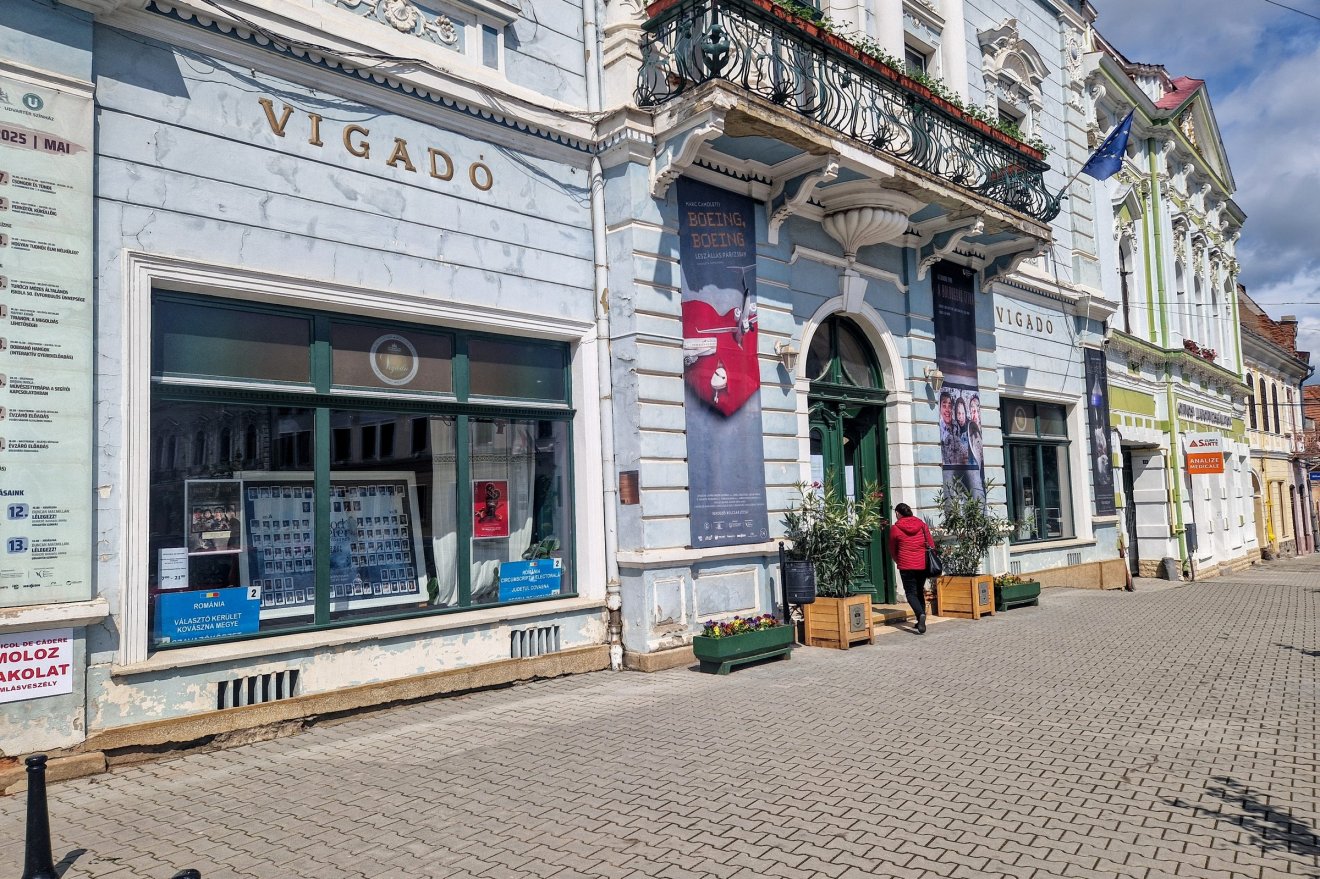 A Vigadónál sem észleltük jelét annak, hogy választás zajlana Kézdivásárhelyen