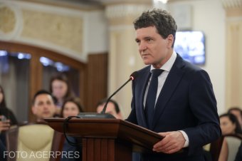 Nicușor Dan eskütételével indul a jövő hét