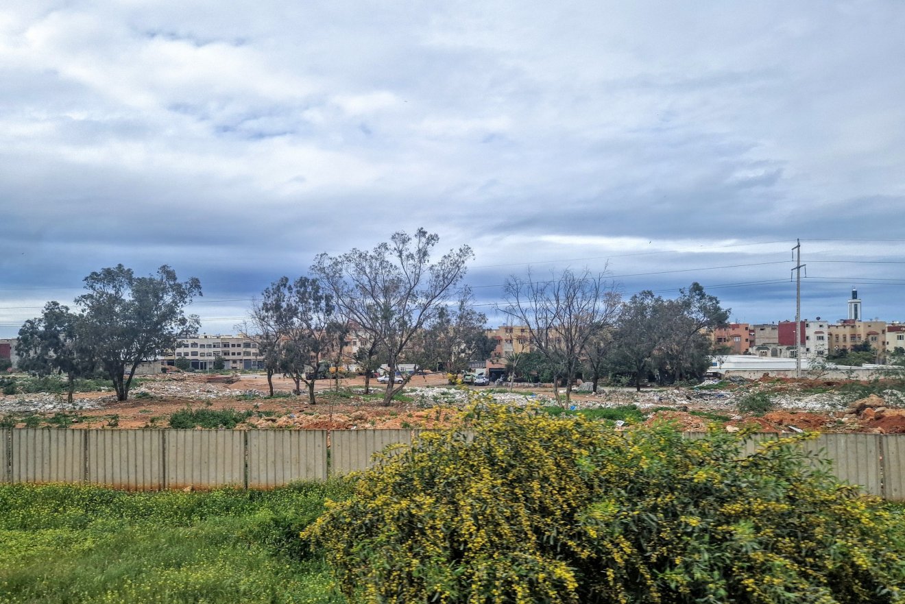 Csak ne lenne annyi szemét, mint például Rabat és Casablanca között
