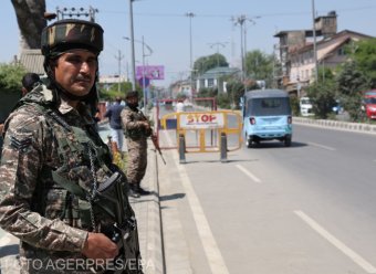 Teljes és azonnali tűzszünetet kötött India és Pakisztán