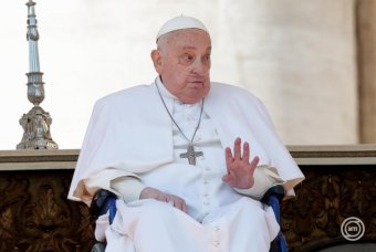 A Vatikán hétfőn este állapítja meg hivatalosan a pápa halálát