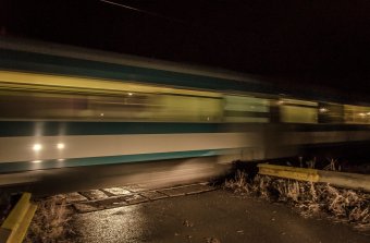 Halálba vezethet a vasúti átjáró, ébresztőt fújnak a sok baleset miatt