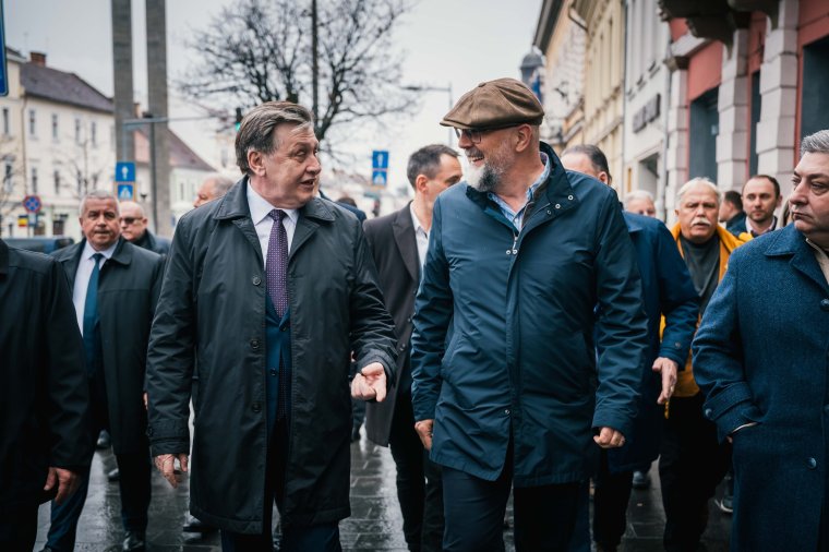 Államfőválasztás: mit szól a Fidesz ahhoz, hogy az RMDSZ Crin Antonescut támogatja?