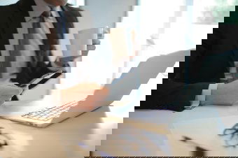 Az eddigi 75 helyett már csak 56 államtitkár tevékenykedhet Romániában