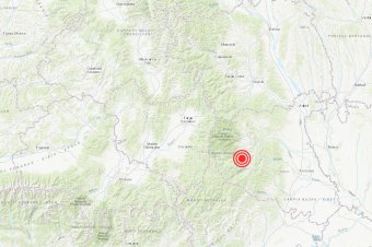 Földrengéssel indult a péntek