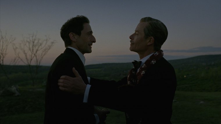 Adrien Brodyval dolgozni, az IMDb-re felkerülni: Orbán Levente mesélt A brutalista és a Saul fia forgatásáról