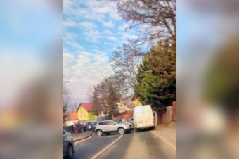Két autó rongálódott meg egy balesetben Csíkszeredában