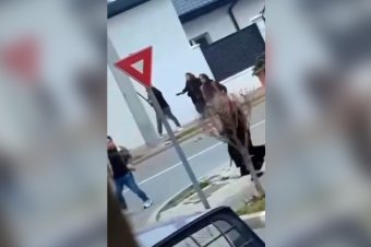 Negyven embert állítanak bíróság elé a februári tömegverekedés ügyében