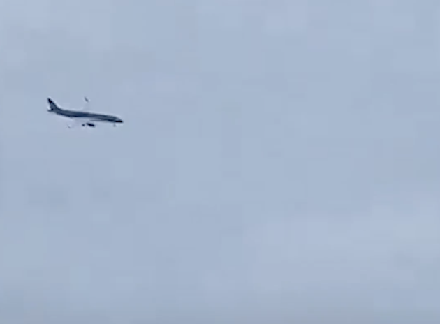 Lezuhant egy utasszállító repülőgép