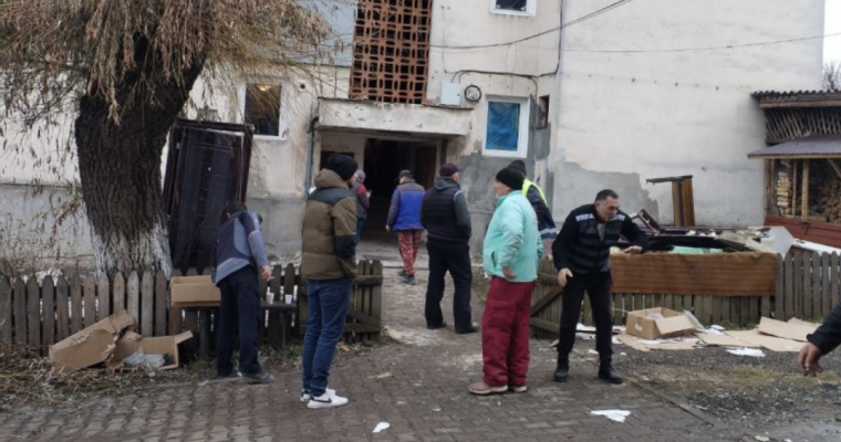 Több mint százan dolgoznak a robbanás okozta károk helyreállításán