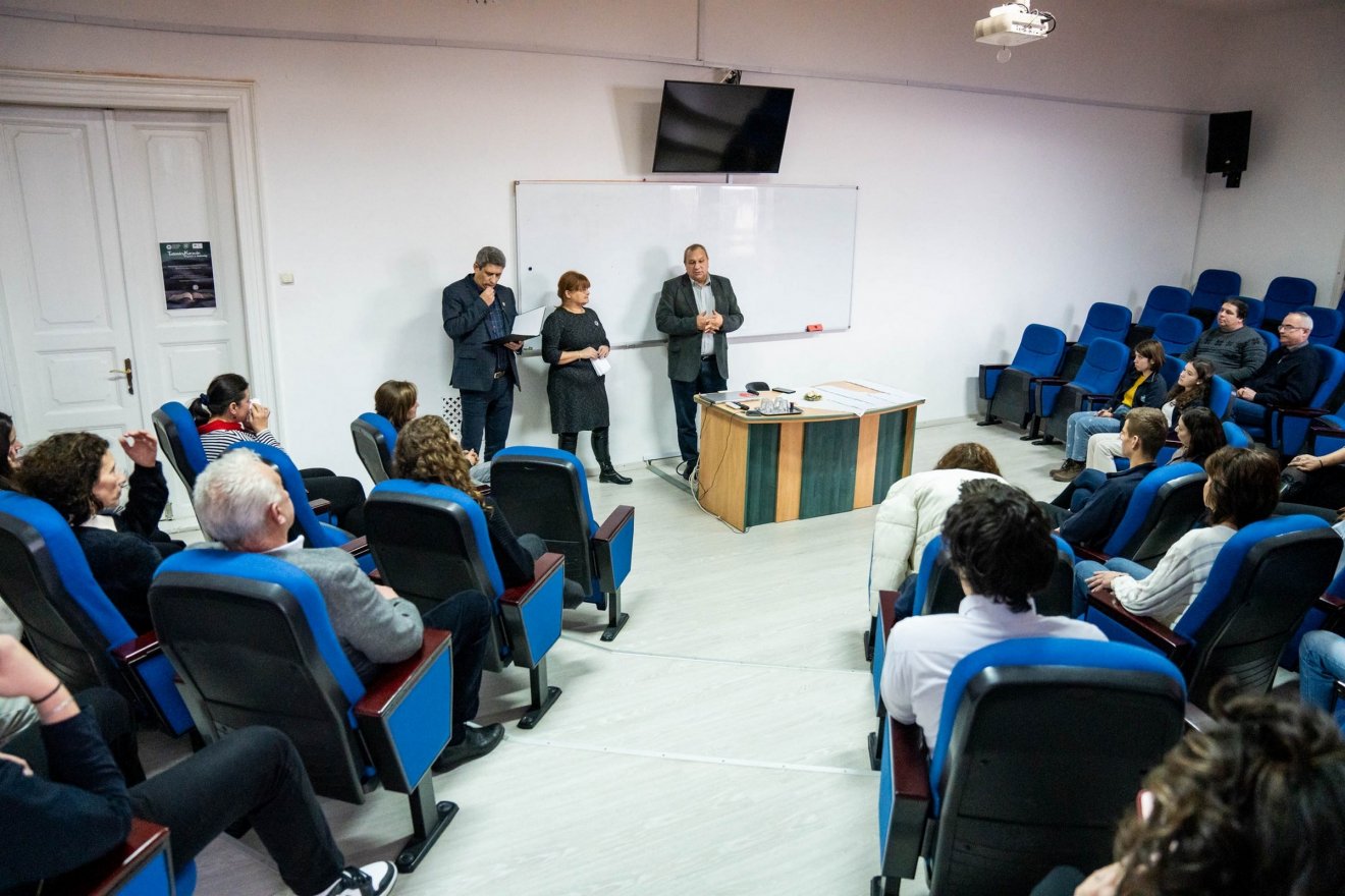 •  Fotó: Nagy Mózes Főgimnázium