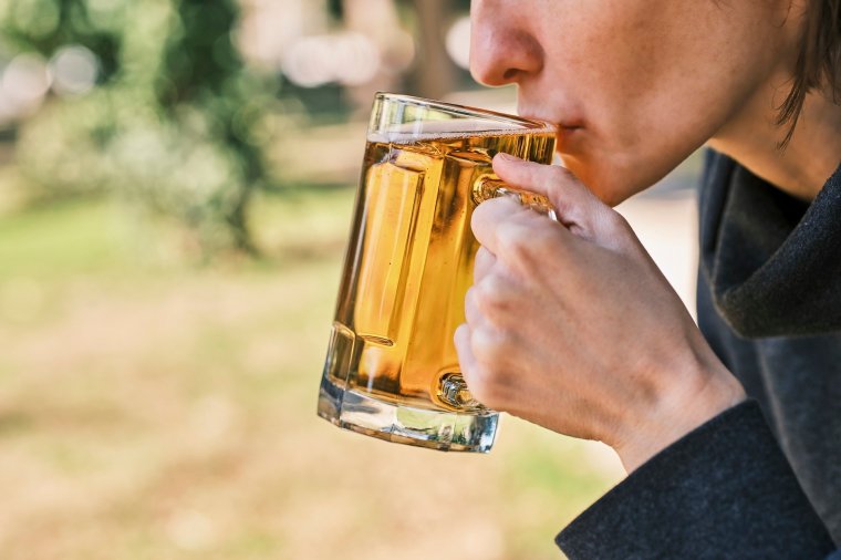 Középiskolások életvitele: nagyrészt egészségtelen, aggasztóan sokan dohányoznak, isznak