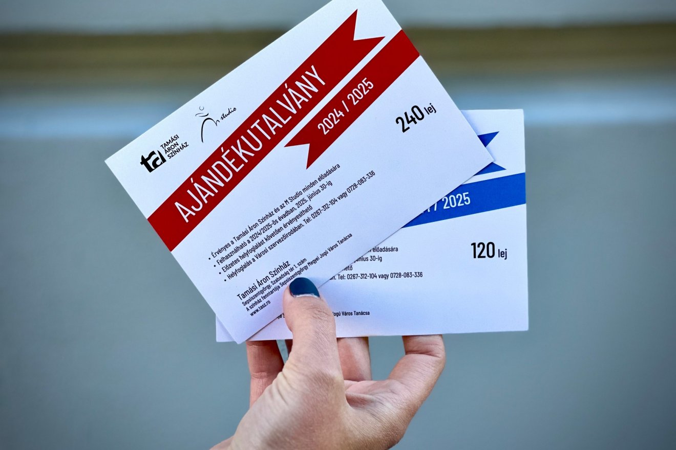 Kétféle ajándékutalvány közül lehet választani •  Fotó: Tamási Áron Színház