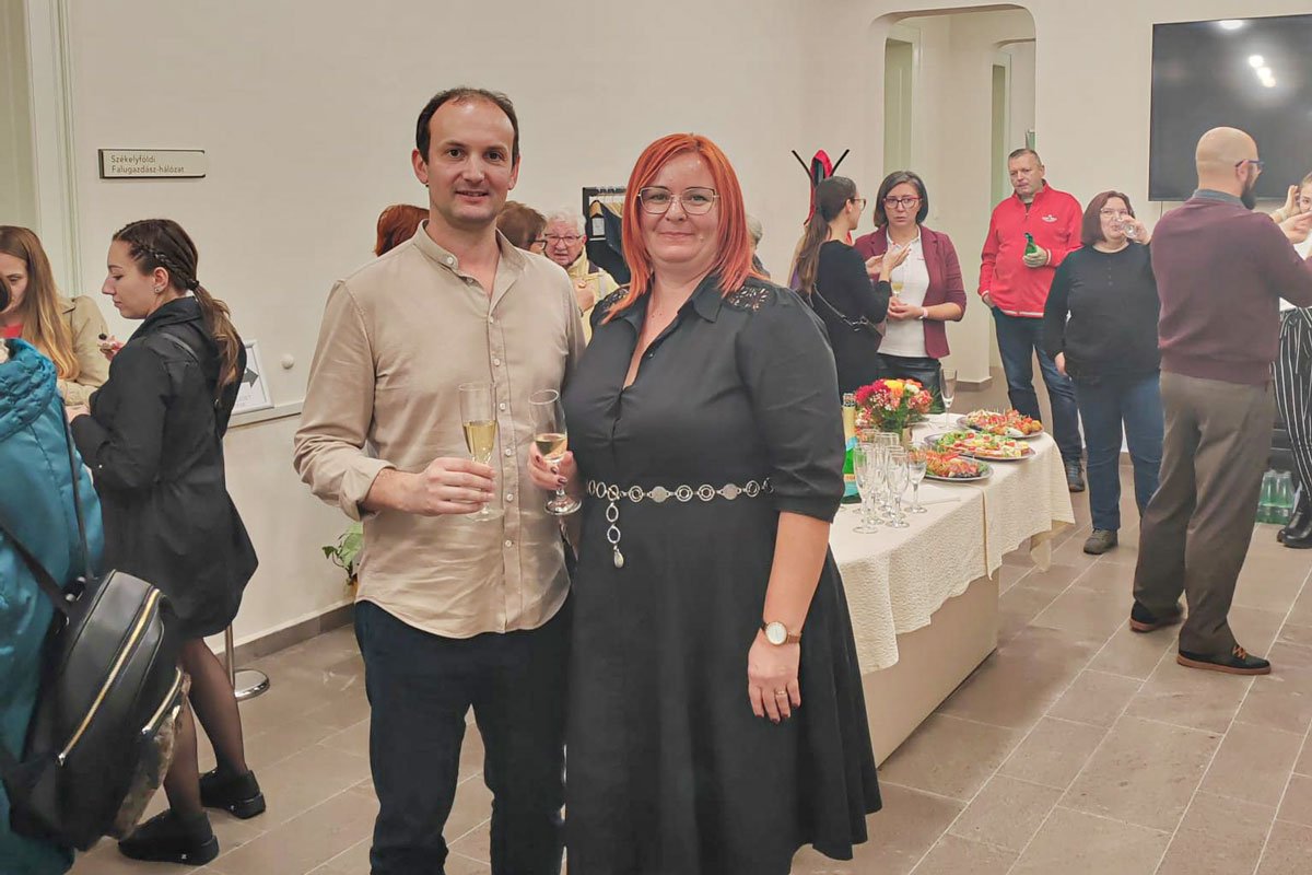 Dr. Marc Tiberiu szemész szakorvos és Demeter Borbála optometrista, látásjavító szakember •  Fotó: Elit Optika