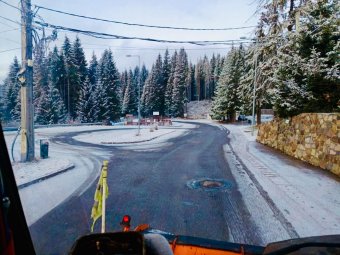 Be kellett vetni a hókotrókat a Hargitán