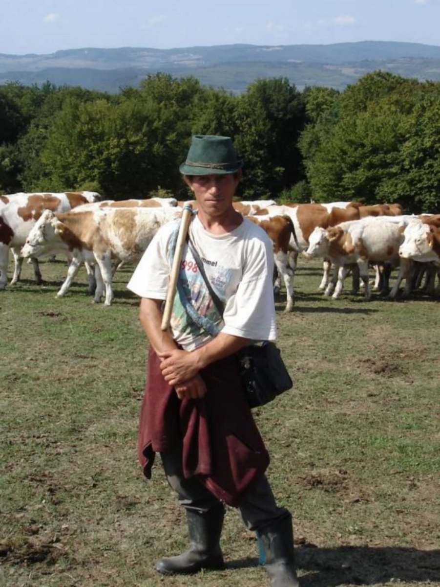 •  Fotó: Szolgának születtek