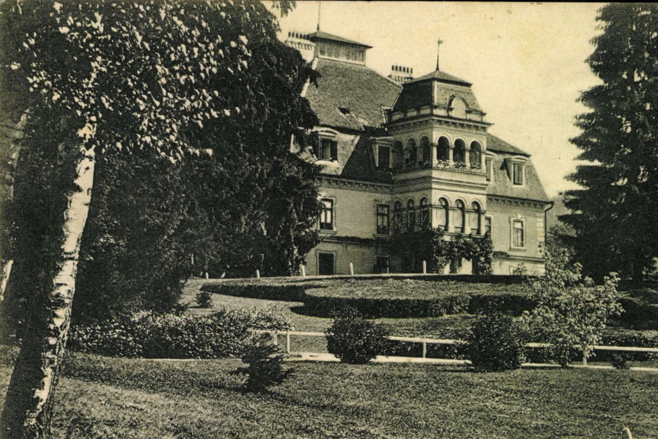 A zabolai Mikes-kastély 1911-ben. Itt született gróf Mikó Imre 1805-ben •  Fotó: Korabeli képeslap