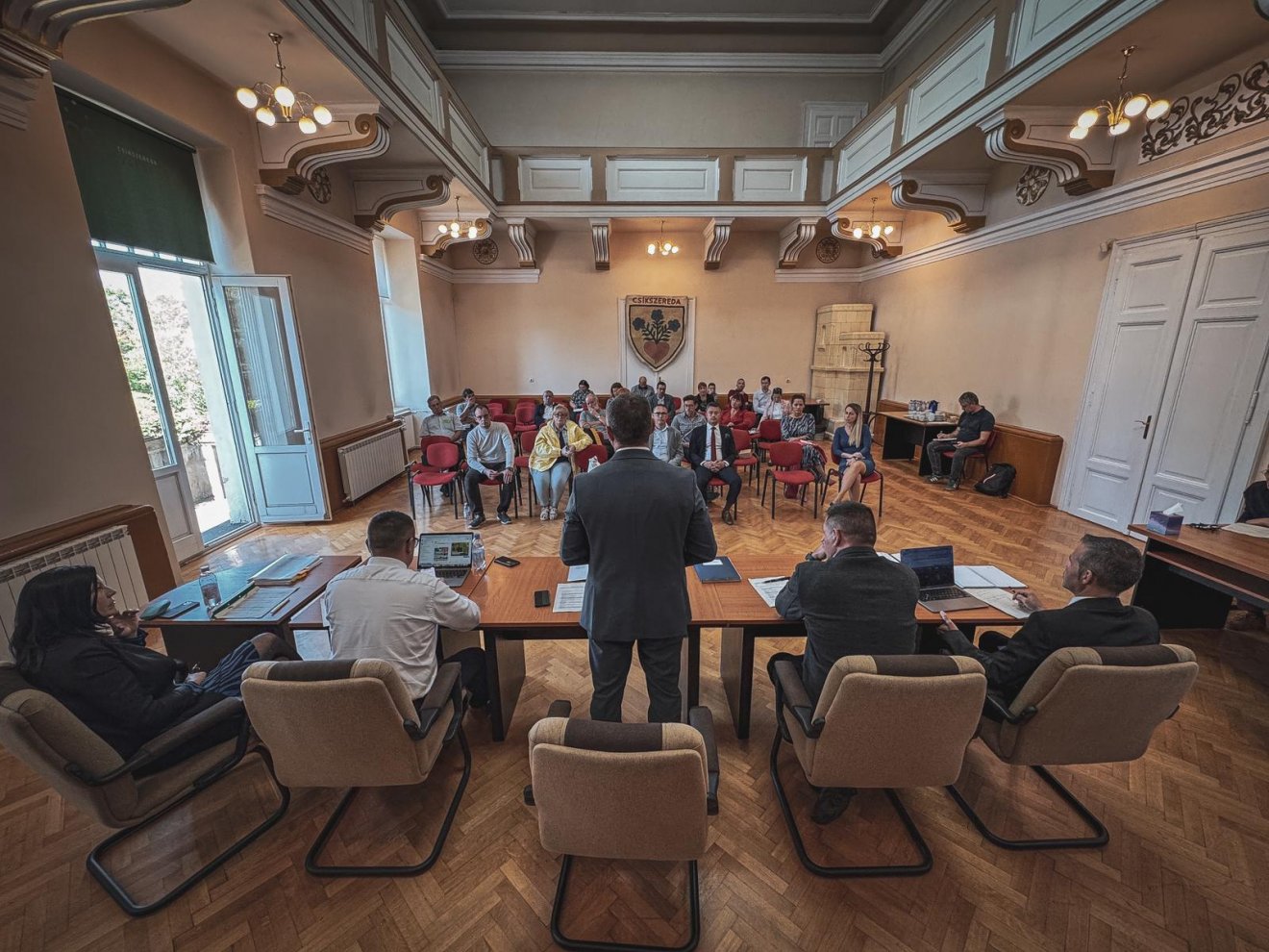 •  Fotó: Csíkszereda Városháza