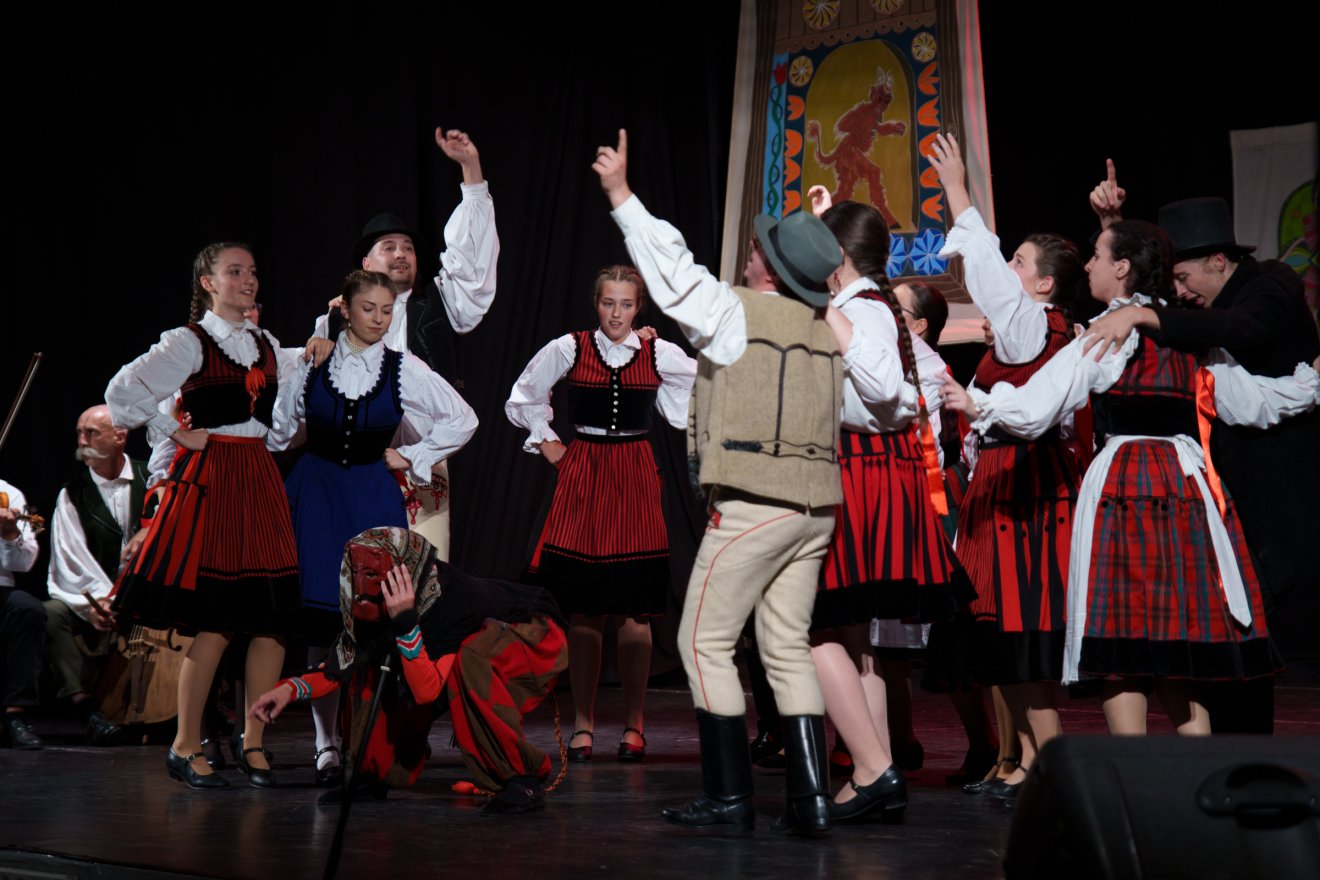 Balánbánya, az erdélyi néptánc egyik fellegvára