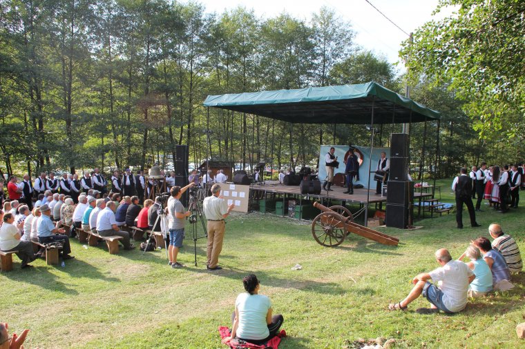 Katonanótától lesz hangos a csernátoni múzeumkert vasárnap délután