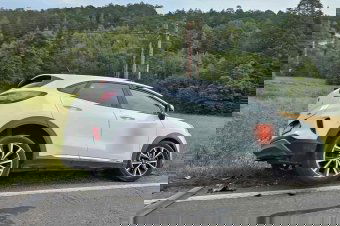 Motorkerékpár ütközött egy személyautóval Szentegyháza közelében