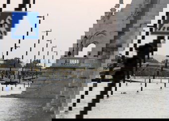 Elárasztott rakpartok, így néz ki a Duna tetőzése Budapesten